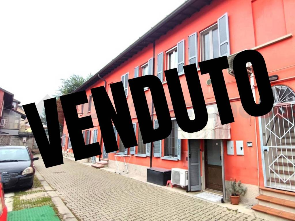 appartamento in vendita a Locate di Triulzi
