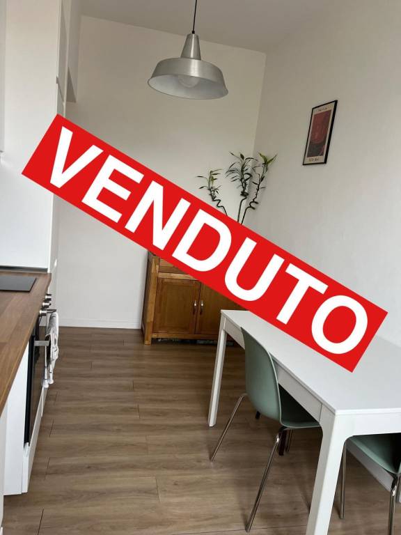 appartamento in vendita a Locate di Triulzi