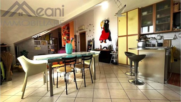 appartamento in vendita a Locate di Triulzi