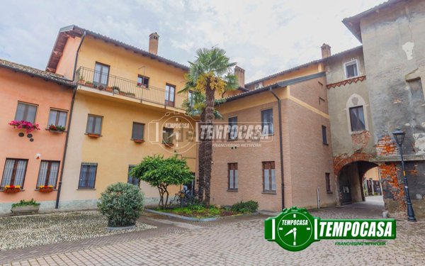 appartamento in vendita a Locate di Triulzi