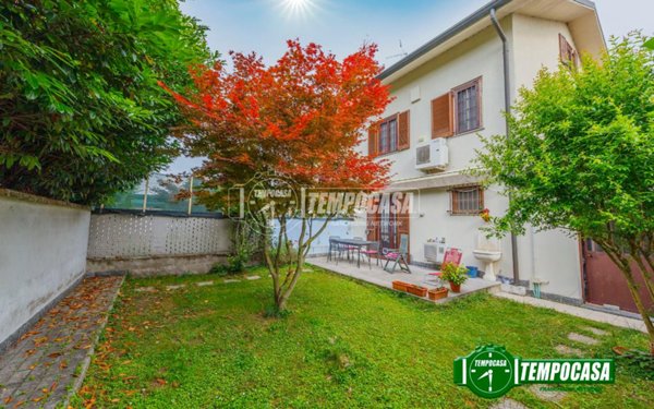 casa indipendente in vendita a Locate di Triulzi in zona Moro