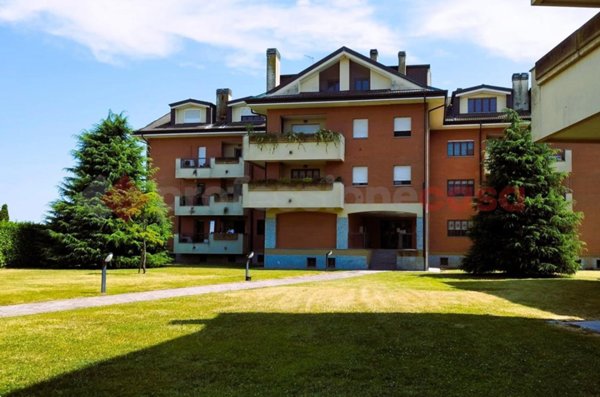 appartamento in vendita a Locate di Triulzi