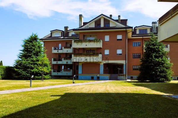 appartamento in vendita a Locate di Triulzi