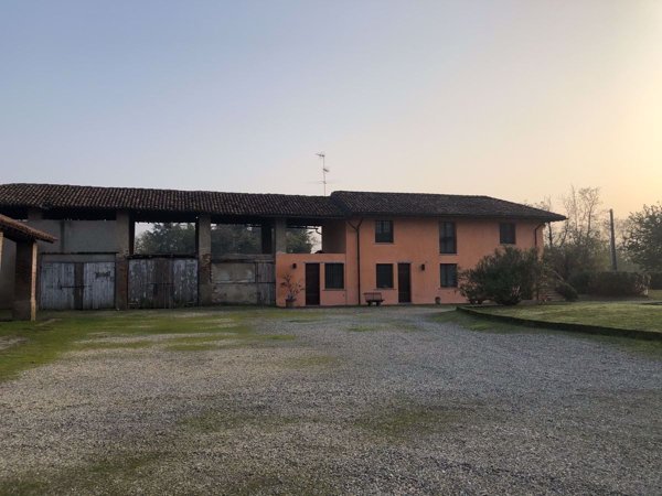 casa indipendente in vendita a Locate di Triulzi