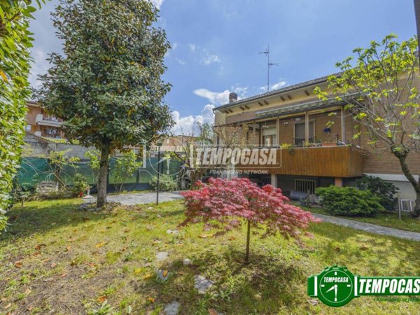 casa indipendente in vendita a Locate di Triulzi