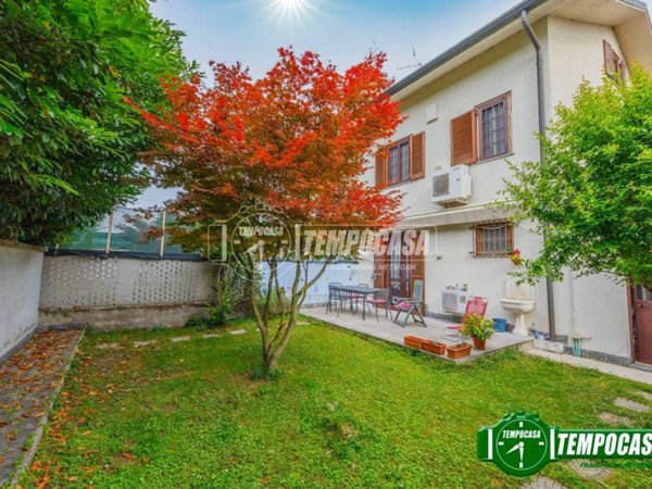 casa indipendente in vendita a Locate di Triulzi in zona Moro