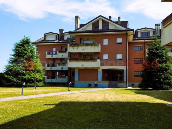 appartamento in vendita a Locate di Triulzi