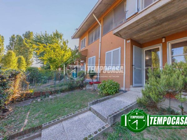 casa indipendente in vendita a Locate di Triulzi