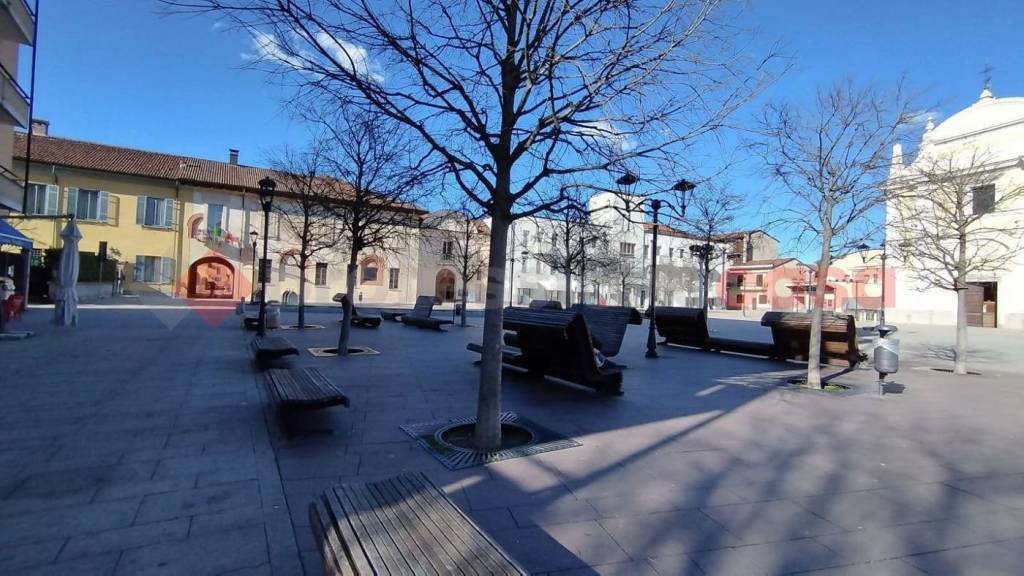 appartamento in vendita a Locate di Triulzi