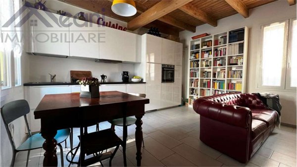 appartamento in vendita a Locate di Triulzi