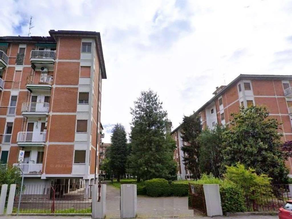 appartamento in vendita a Locate di Triulzi