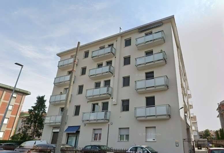 appartamento in vendita a Locate di Triulzi