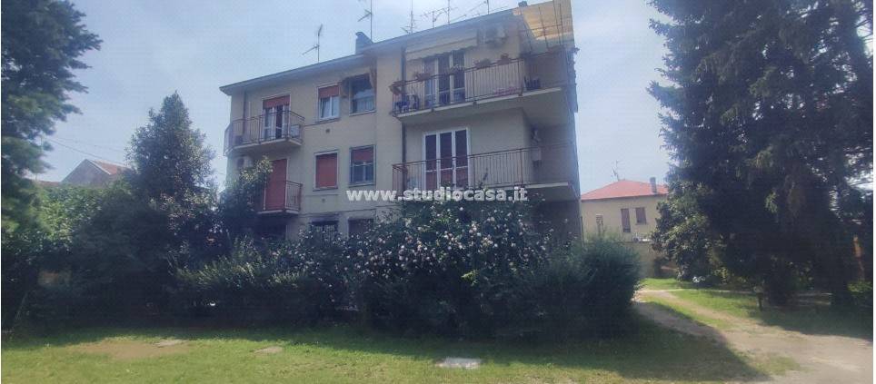 appartamento in vendita a Locate di Triulzi