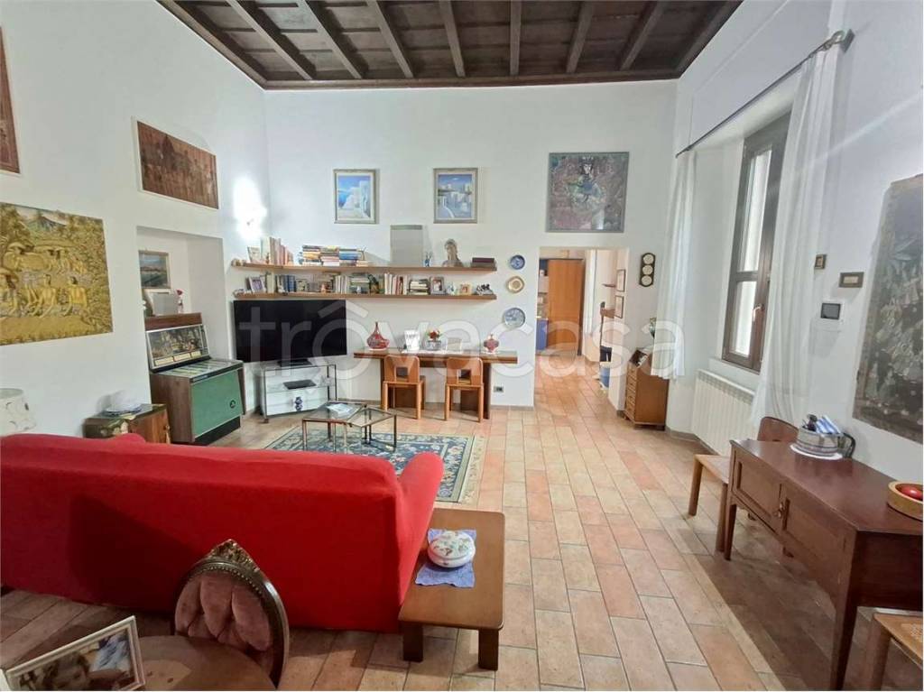 appartamento in vendita a Locate di Triulzi