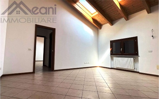 appartamento in vendita a Locate di Triulzi