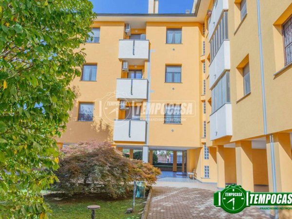 appartamento in vendita a Locate di Triulzi