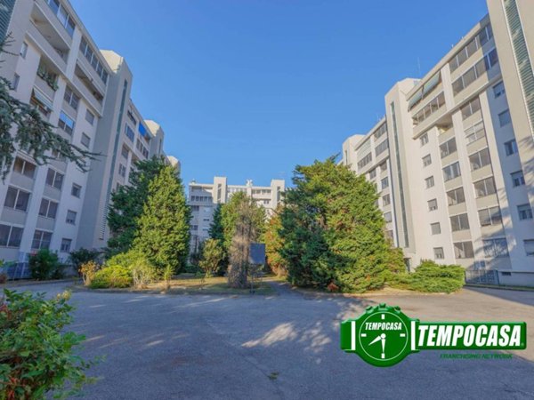 appartamento in vendita a Locate di Triulzi