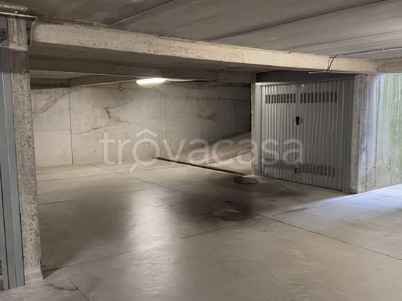 appartamento in vendita a Locate di Triulzi