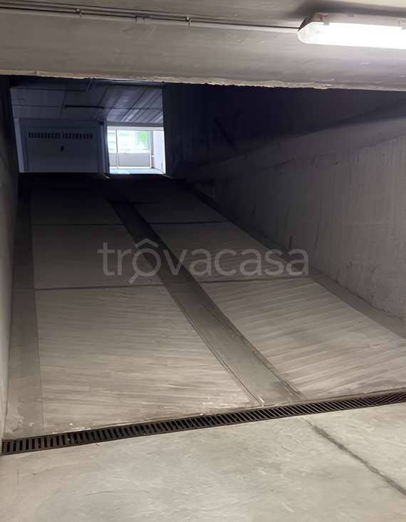 appartamento in vendita a Locate di Triulzi