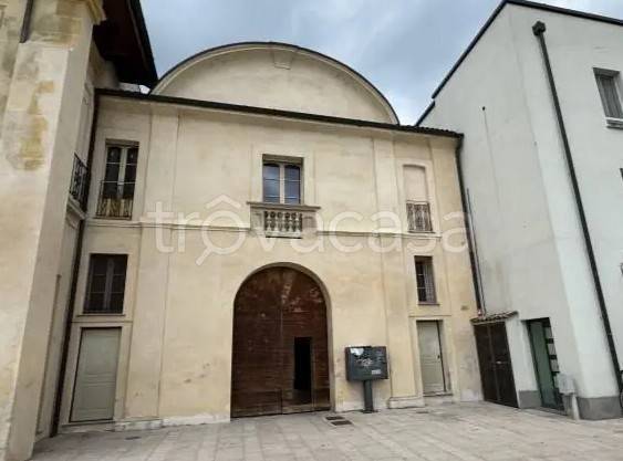 appartamento in vendita a Locate di Triulzi