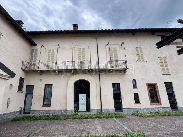 appartamento in vendita a Locate di Triulzi