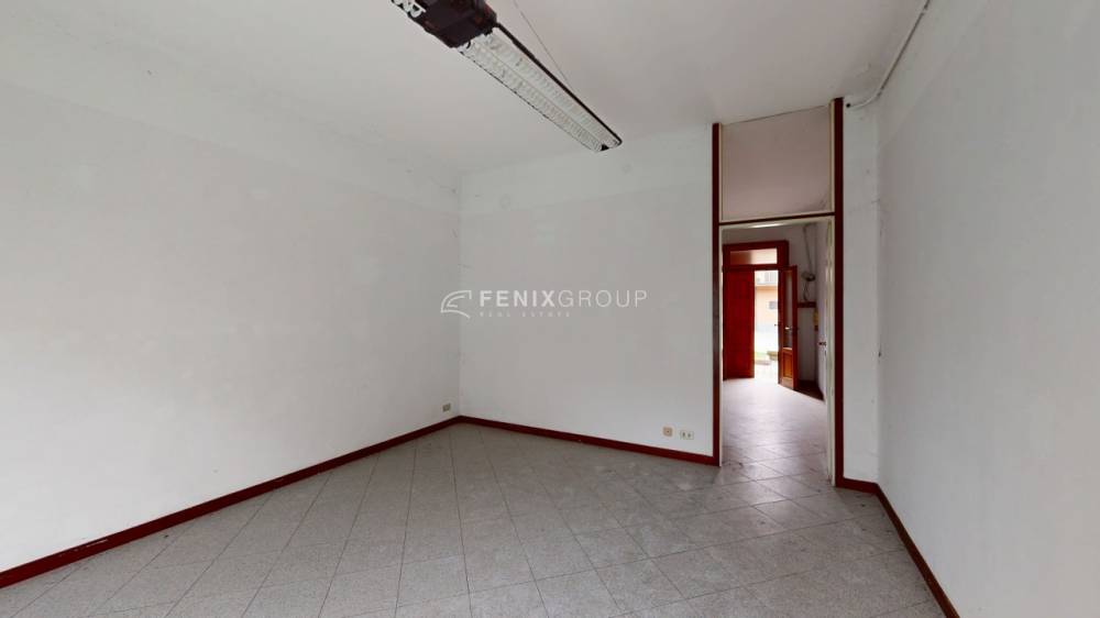 negozio in vendita a Locate di Triulzi