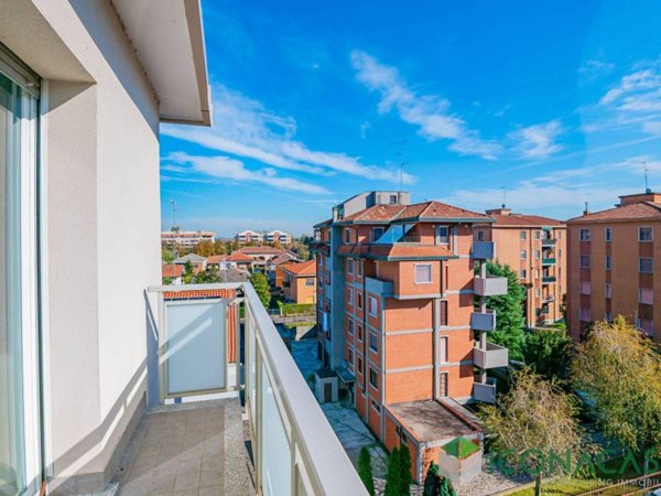 appartamento in vendita a Locate di Triulzi