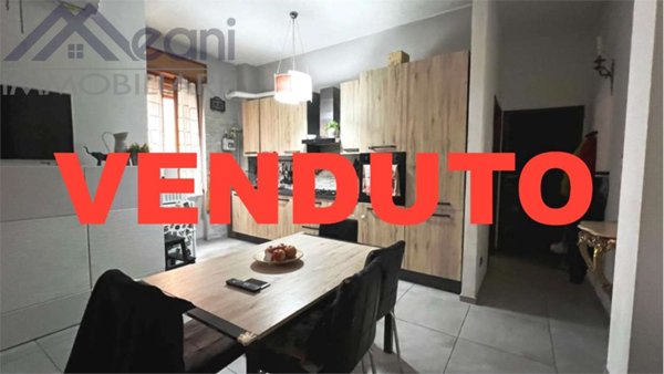 appartamento in vendita a Locate di Triulzi