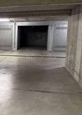 appartamento in vendita a Locate di Triulzi