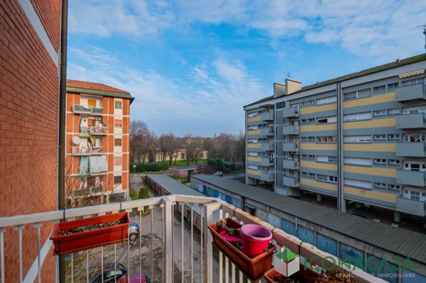 appartamento in vendita a Locate di Triulzi