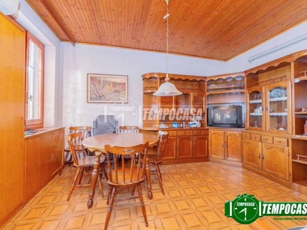 appartamento in vendita a Locate di Triulzi