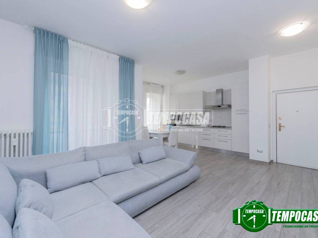 appartamento in vendita a Locate di Triulzi