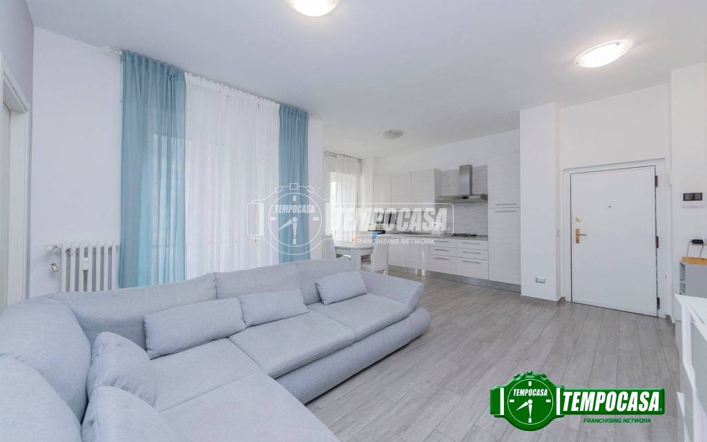 appartamento in vendita a Locate di Triulzi