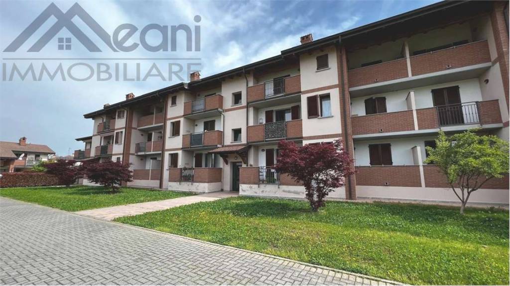 appartamento in vendita a Locate di Triulzi in zona Moro