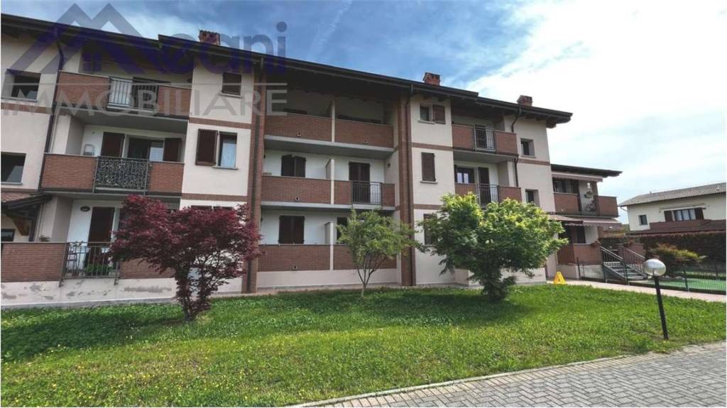appartamento in vendita a Locate di Triulzi in zona Moro
