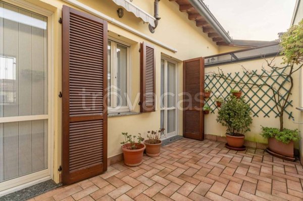 appartamento in vendita a Locate di Triulzi