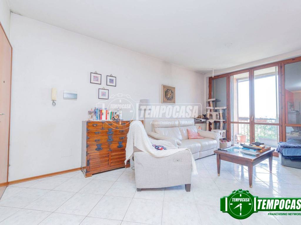 appartamento in vendita a Locate di Triulzi