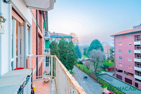 appartamento in vendita a Locate di Triulzi