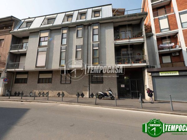 appartamento in vendita a Locate di Triulzi