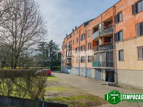 appartamento in vendita a Locate di Triulzi