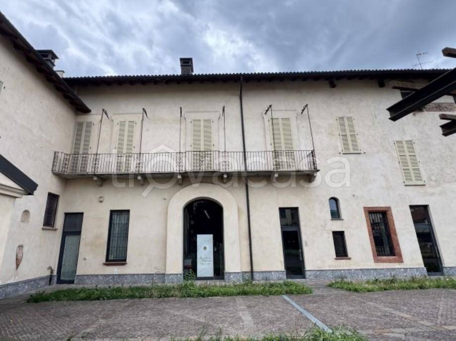 appartamento in vendita a Locate di Triulzi