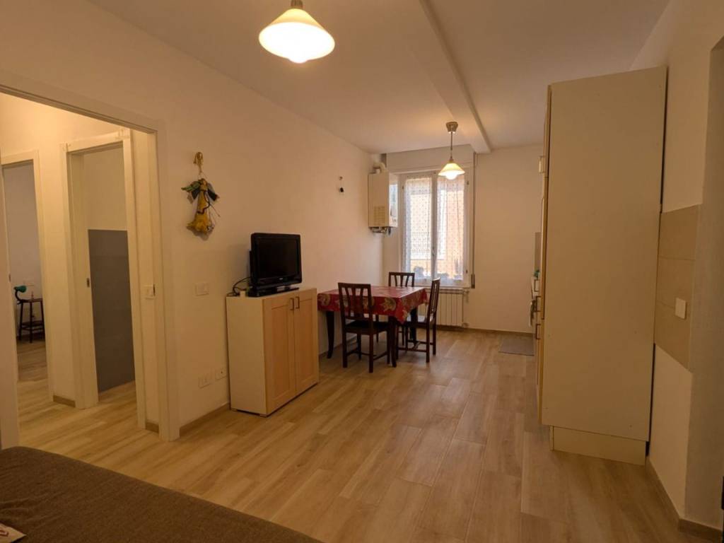 appartamento in vendita a Locate di Triulzi