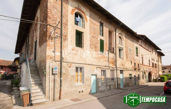 appartamento in vendita a Locate di Triulzi