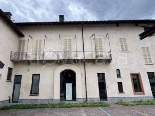 appartamento in vendita a Locate di Triulzi