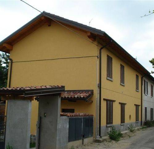 appartamento in vendita a Locate di Triulzi