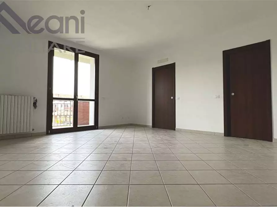 appartamento in vendita a Locate di Triulzi in zona Moro