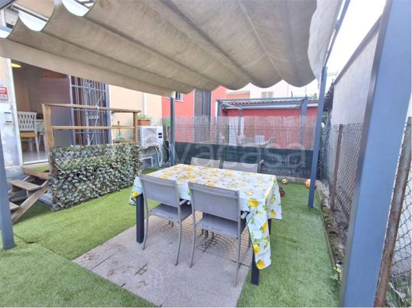 casa indipendente in vendita a Locate di Triulzi