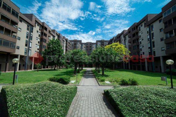 appartamento in vendita a Locate di Triulzi