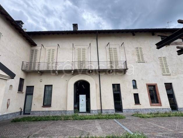 appartamento in vendita a Locate di Triulzi in zona Moro