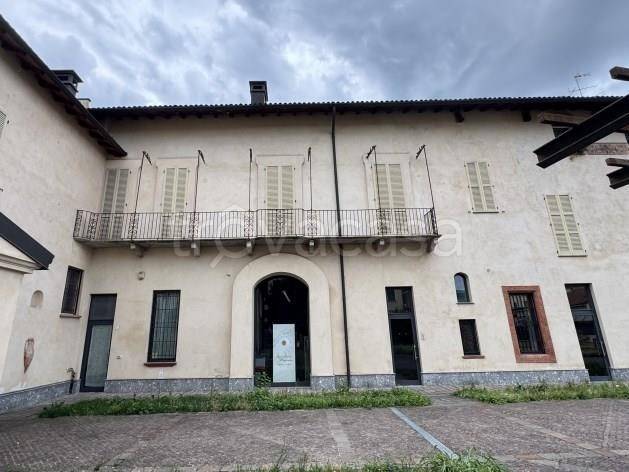 appartamento in vendita a Locate di Triulzi in zona Moro